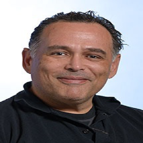 Dr. Igor Escalante Elguezabal